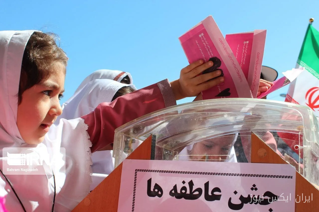 جشن عاطفه‌ها؛ ۱۰۴۰۰ دانش آموز زنجانی در انتظار یاری شما!