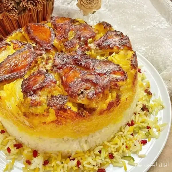 طرز تهیه ته‌انداز مرغ با سس مخصوص و طعمی لذیذ