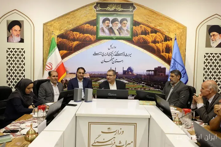 امیر کرم‌زاده: اصفهان پایلوت اجرای طرح‌های ملی صنایع‌دستی می‌شود