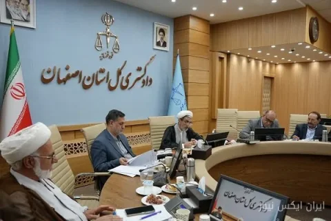 جعفری: برخورد قاطع با هنجارشکنان و مدیران متخلف در اصفهان
