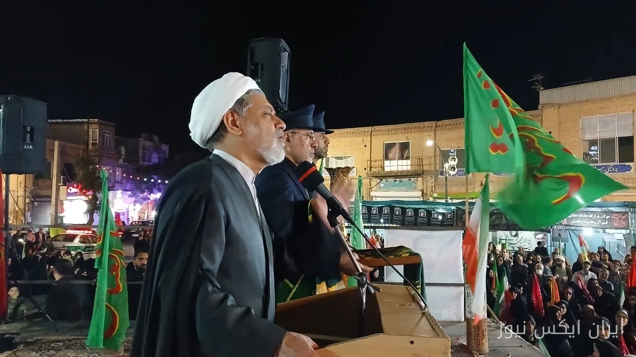 استاد حوزه و دانشگاه: حضور مردم توطئه دشمنان را خنثی میکند