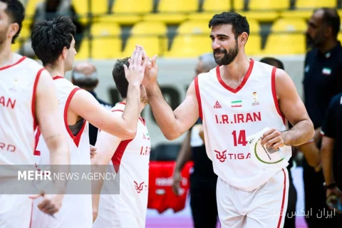 تیم ملی بسکتبال؛ قهرمان غول‌ها با صعود به یک چهارم نهایی