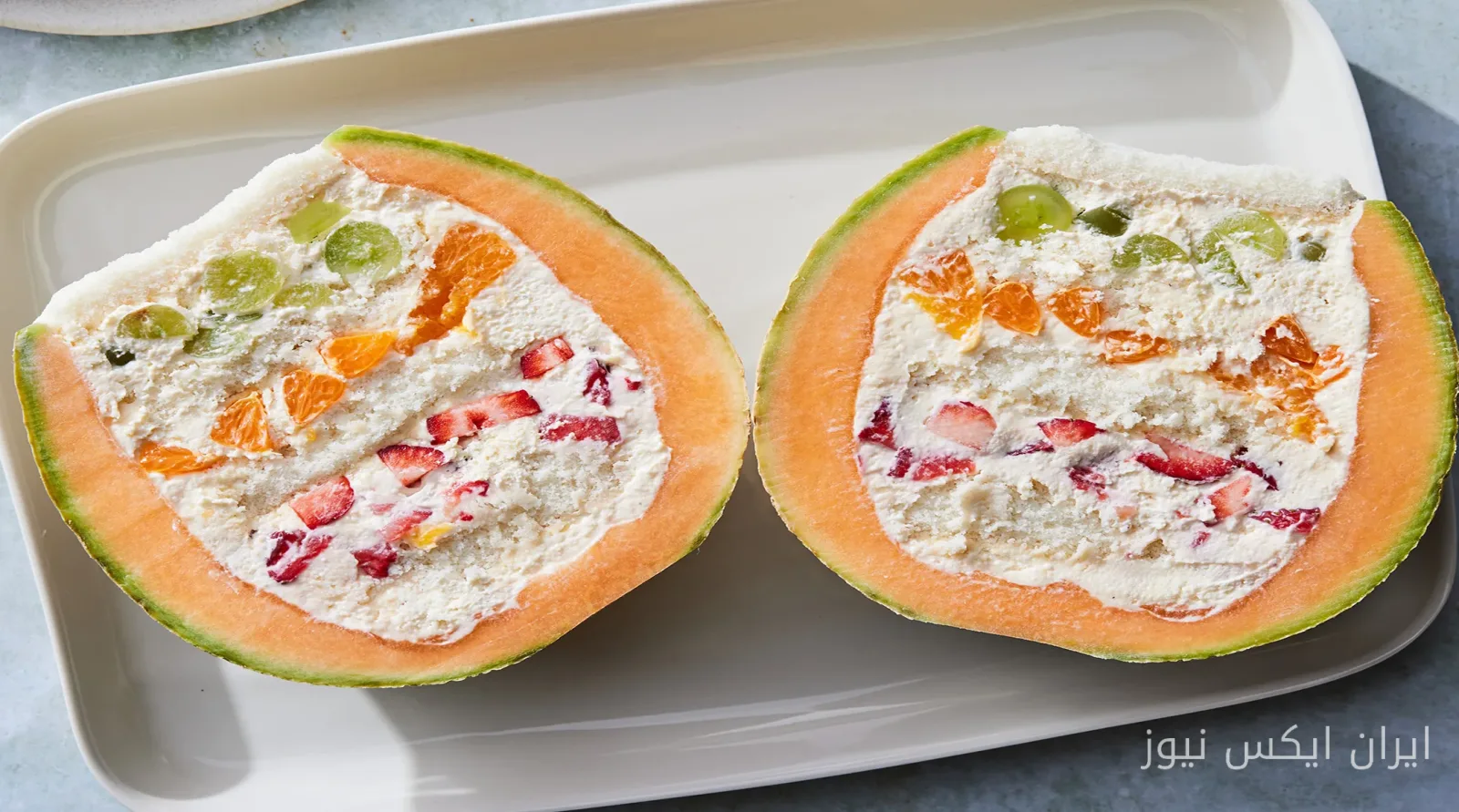 Rezept für gefüllte Melone mit Kokosgelée und Früchten