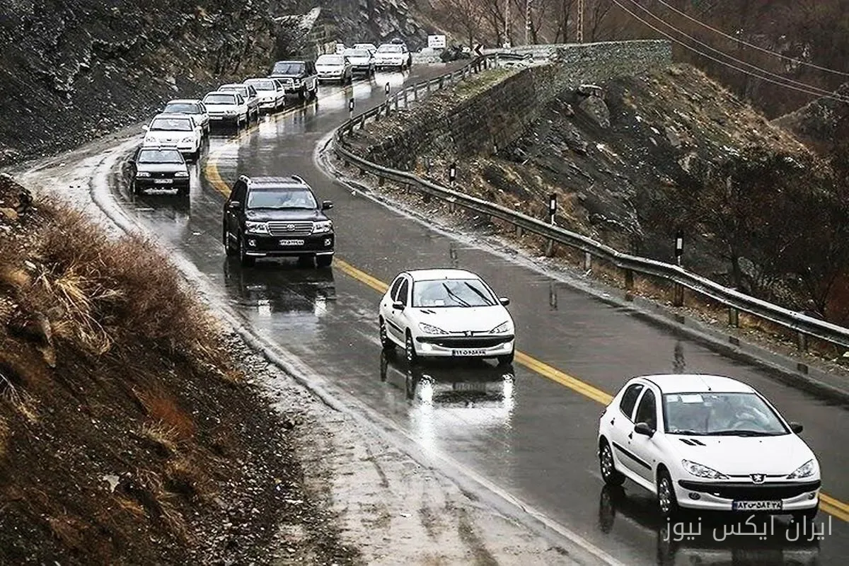 بارش باران و ترافیک نیمه‌سنگین در جاده‌های شمالی کشور