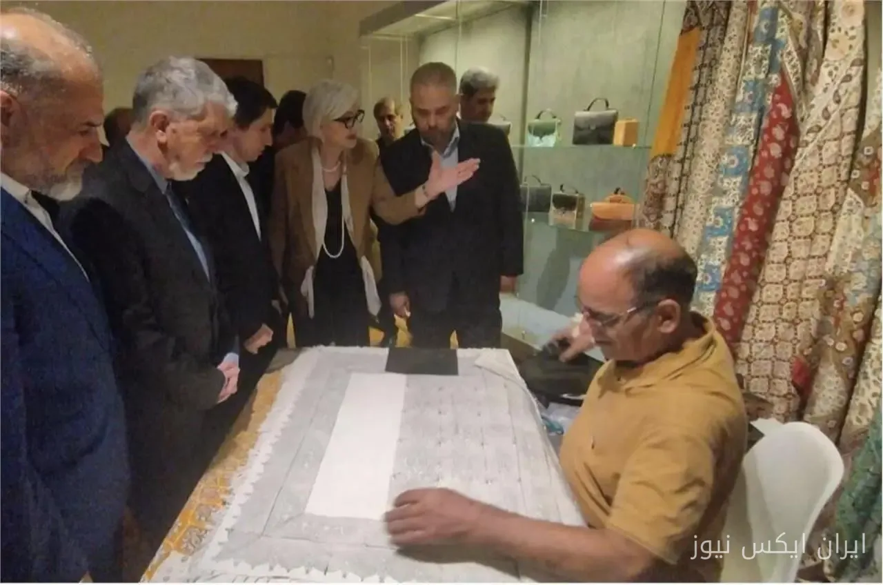 گشایش نمایشگاه هنر ایران در مسکو و تأکید وزیر ارشاد بر چندجانبه‌گرایی فرهنگی