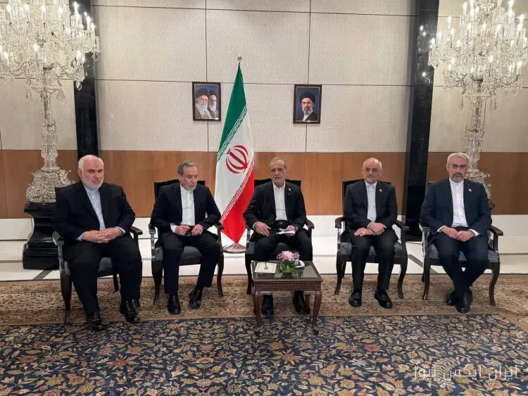 رئیس‌جمهور: تجارت با ارزهای ملی، مرزهای یک‌جانبه‌گرایی را می‌شکند
