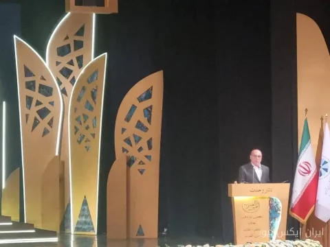 رئیس اتاق بازرگانی تهران: اقتصاد را با سیاست‌زدگی نابود نکنید!