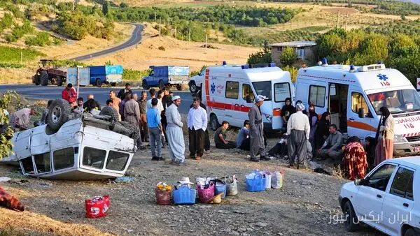 واژگونی خودرو کارگران فصلی در پیرانشهر؛ ۱۶ نفر زخمی شدند!