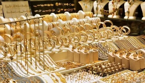 کاهش قیمت طلا در ایران به ۲۳ میلیون و ۲۰۲ هزار تومان