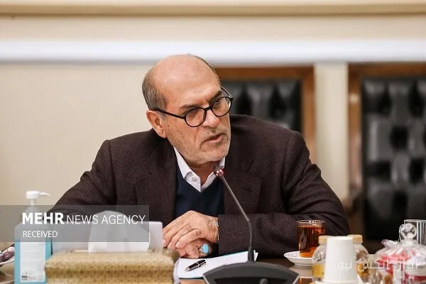 رئیس اتاق تهران: اقتصاد جنگ با قوانین صلح اداره نمی‌شود