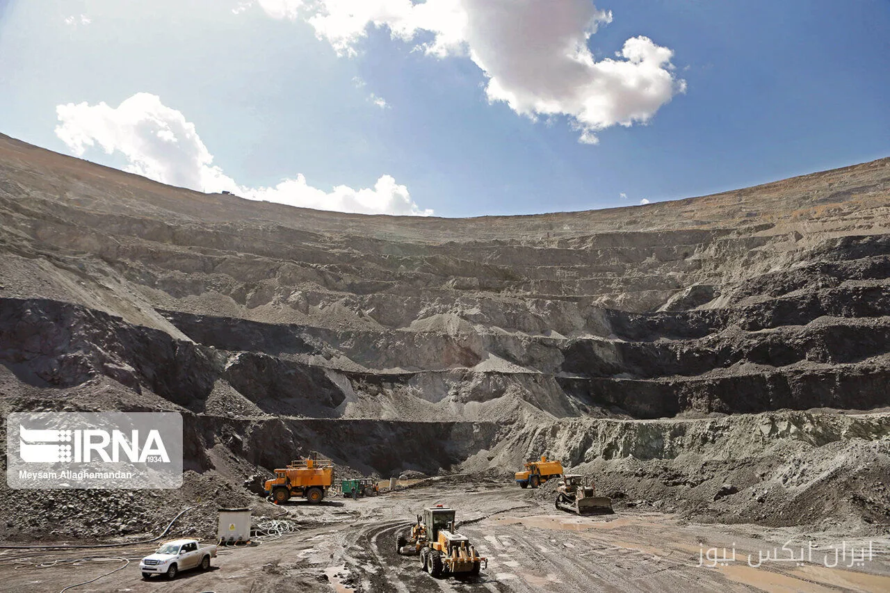 Director General of Industry, Mining and Trade of Alborz: Mining Activities Reached 70%
