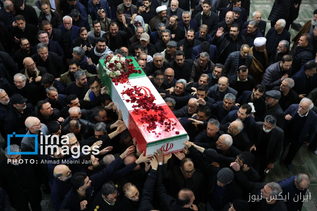 تشییع پیکر شهید اسلام کاکدرویشی؛ ادای احترام به یک قهرمان