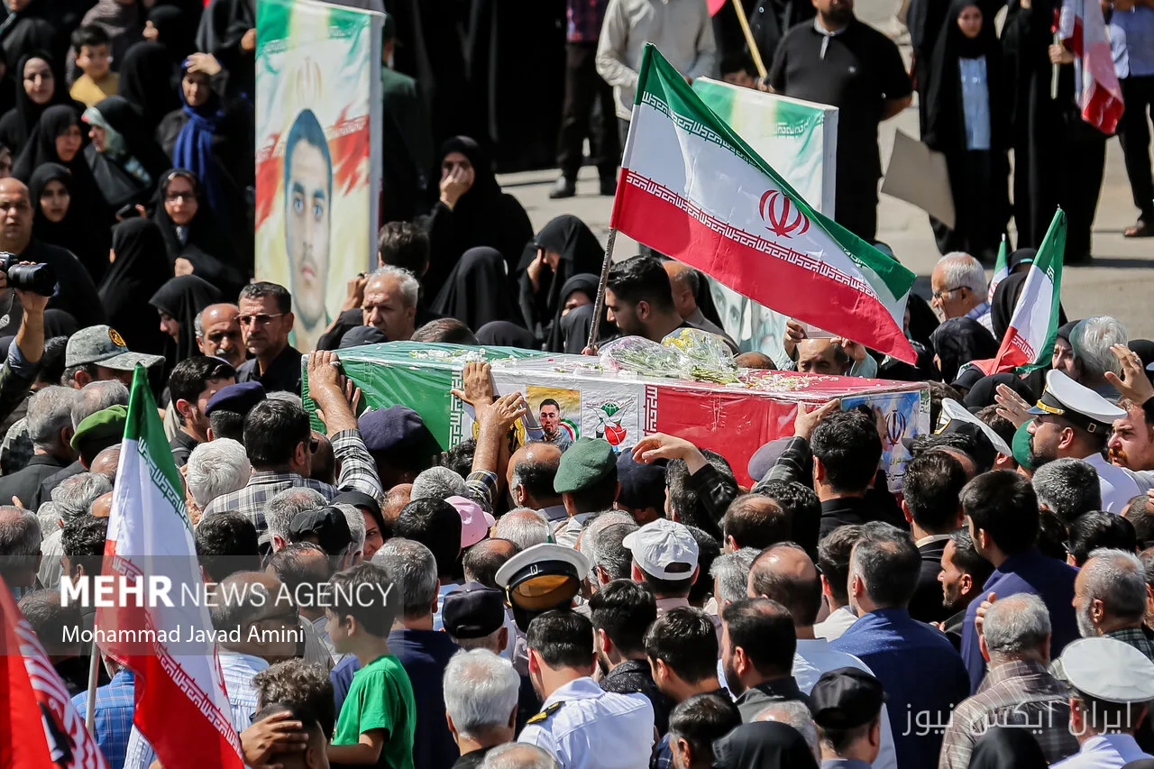 پدر شهید عباس اسدی در جوار فرزندش آرام گرفت