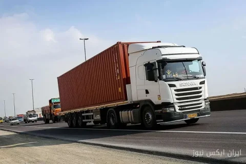 کاهش سهمیه گازوئیل کامیون‌داران؛ بحران بی‌خبری در صنعت حمل و نقل