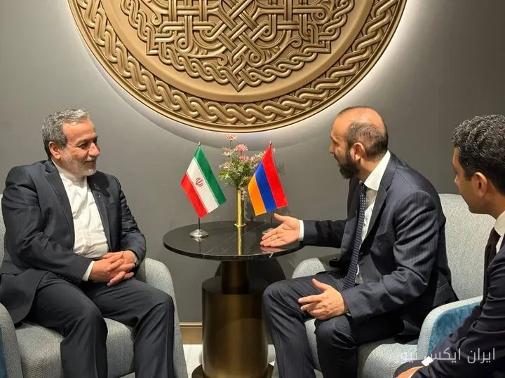 گفتوگوی تلفنی سیدعباس عراقچی با آرارات میرزویان