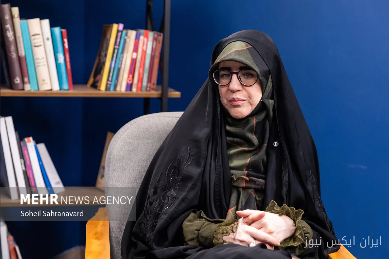 فاطمه نانی‌زاد: شاعر مبعوث شده باید زبان مردم مبعوث شده باشد