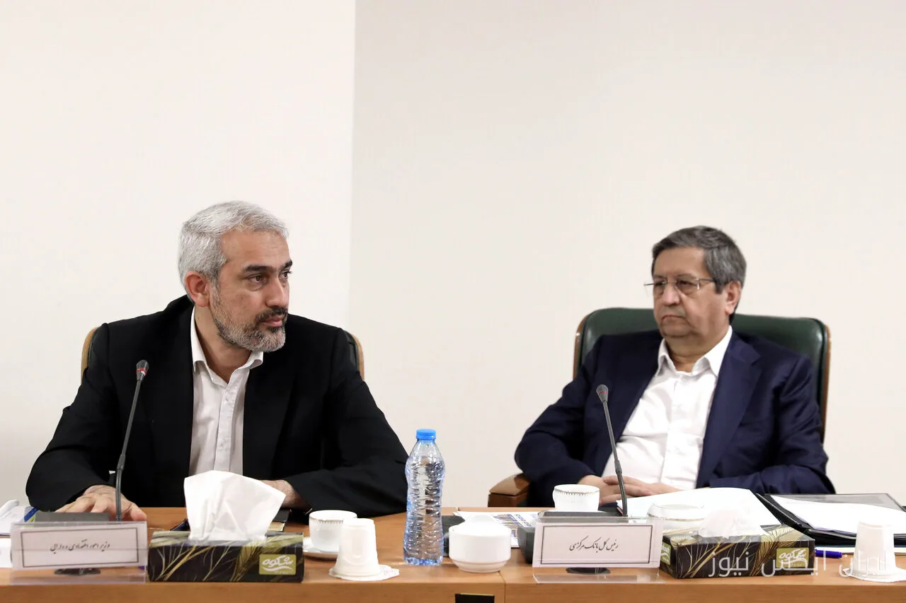 استیضاح وزیر اقتصاد در مجلس کلید خورد