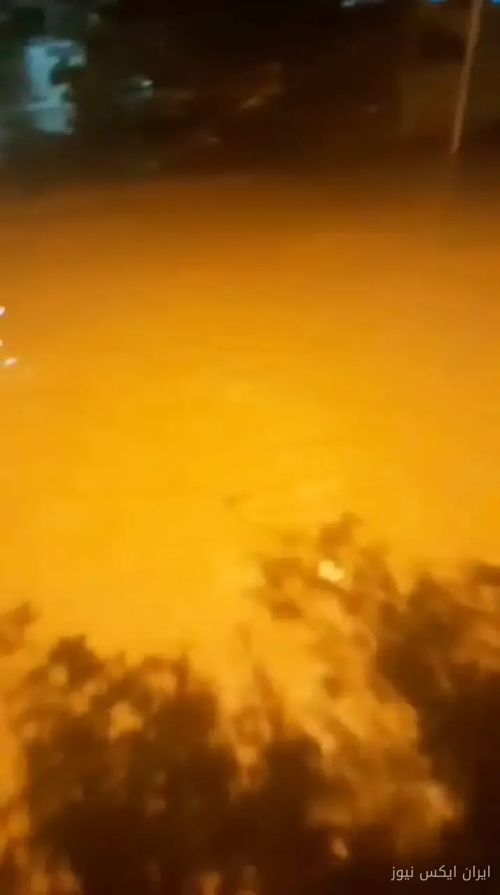 آب‌گرفتگی معابر و ورود آب به منازل در ایذه
